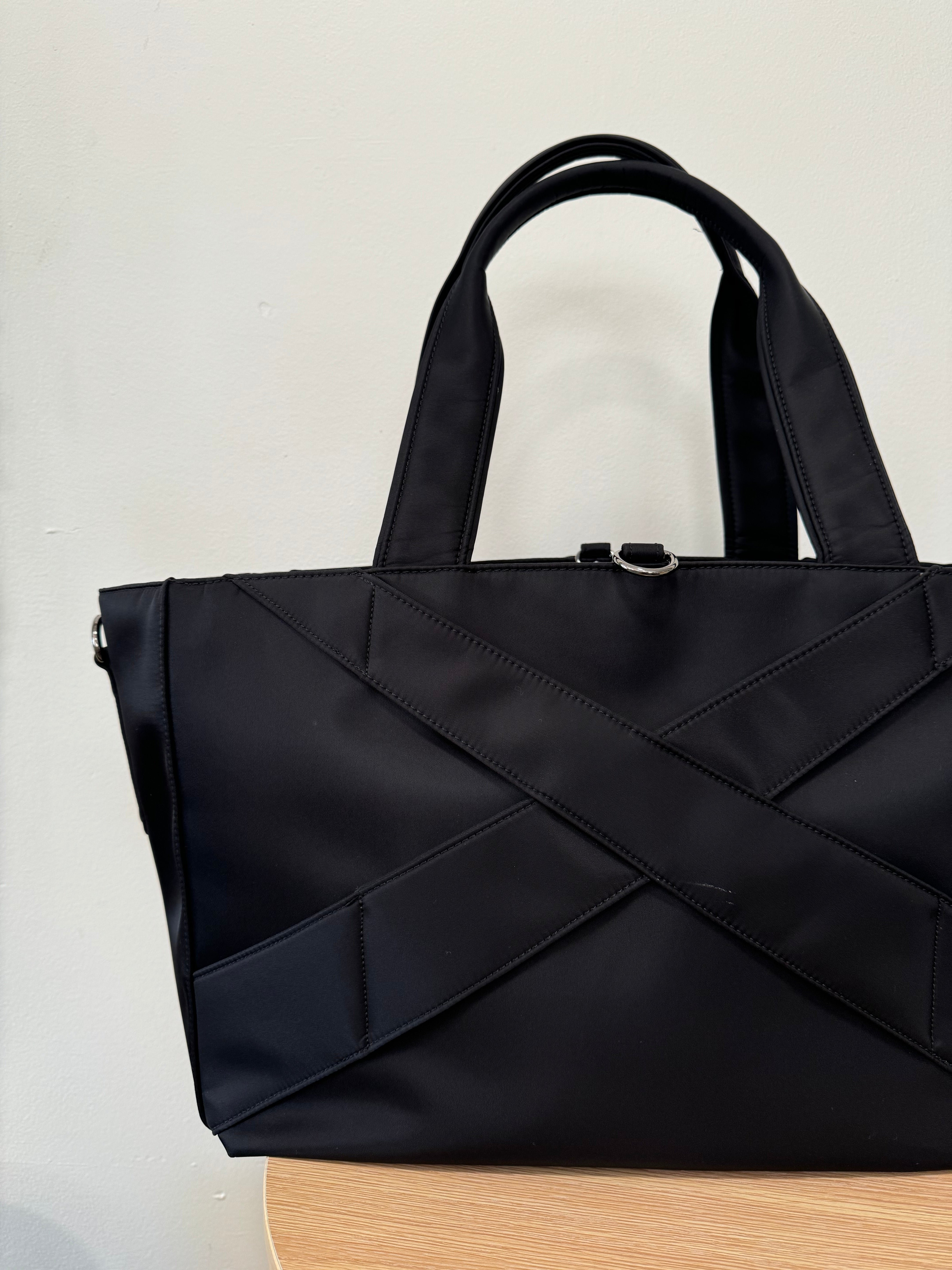 Cove Daily Tote - Black